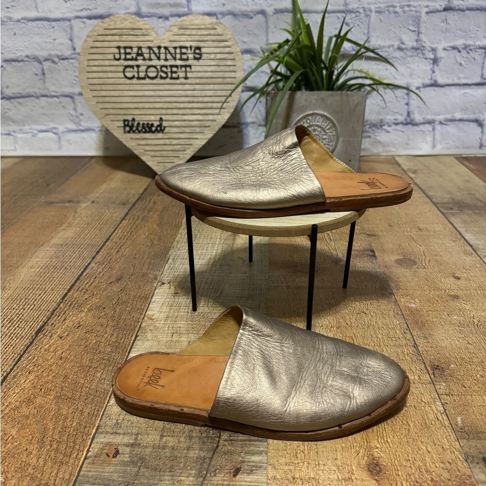 beek metallic Mules